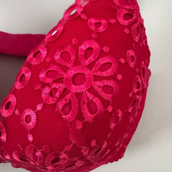 Victoria’s Secret pushup floral embroidery  bras - Picture 4 of 6